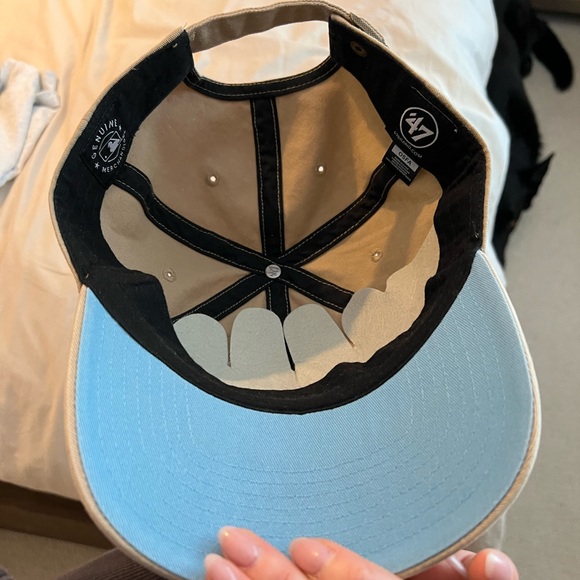 New York Yankees & blue jays cap ‘47 adjustable - Picture 5 of 7